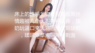 对着镜头不要不要，最后清纯女友狂捏奶子，叫声可射